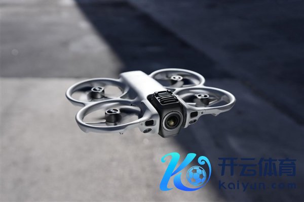 大疆首款全景无东谈主机DJI Avata 360发布：8K画质、O4+全高清图传 2788元起